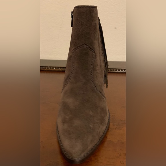 New $350 Coach Jemma Westin Fringe Suede Leather Pointed toe Block Heel Bootie - Picture 11 of 12